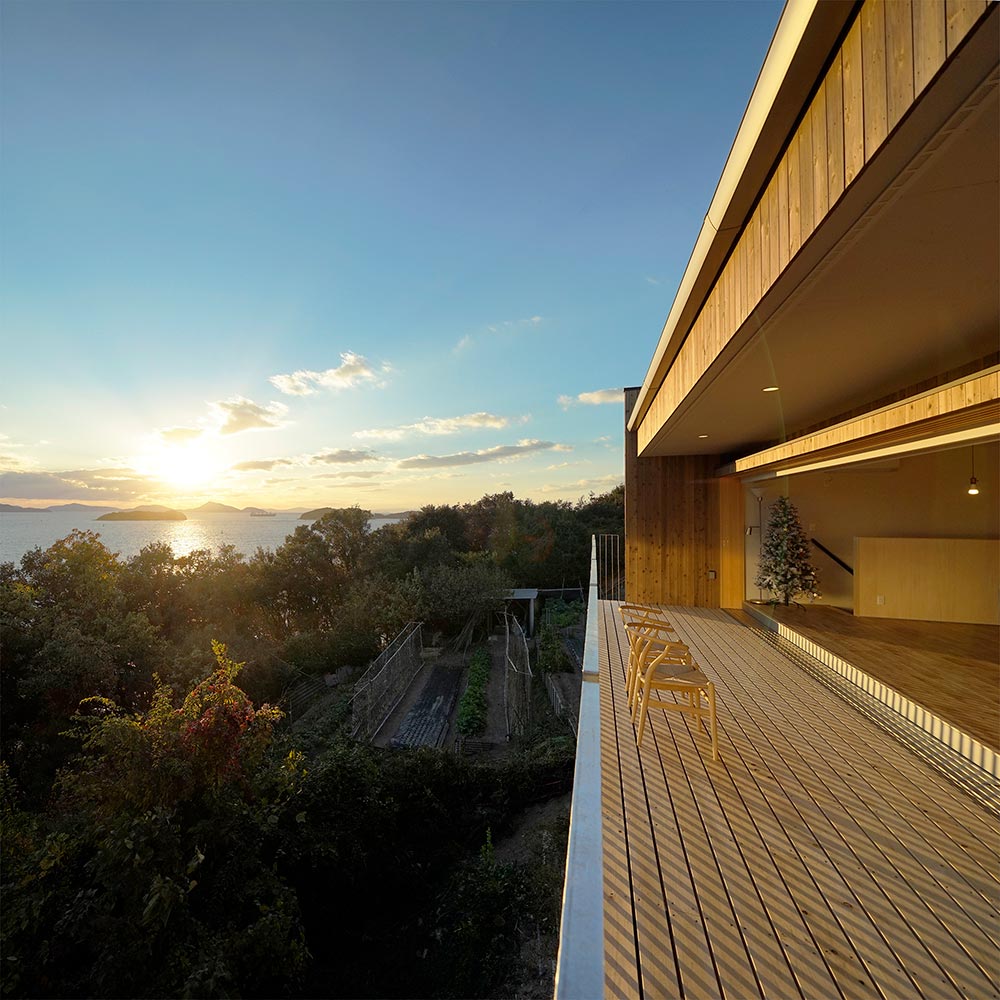 ファサードの遠望その2